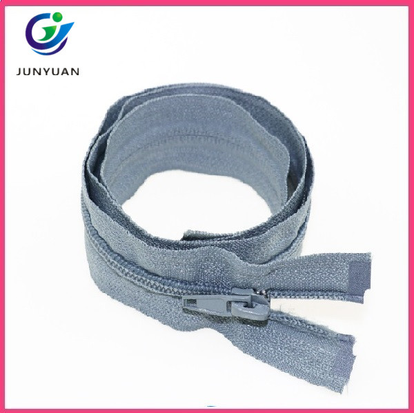 High Quality Nylon Zipper Standard with Normal Tape
