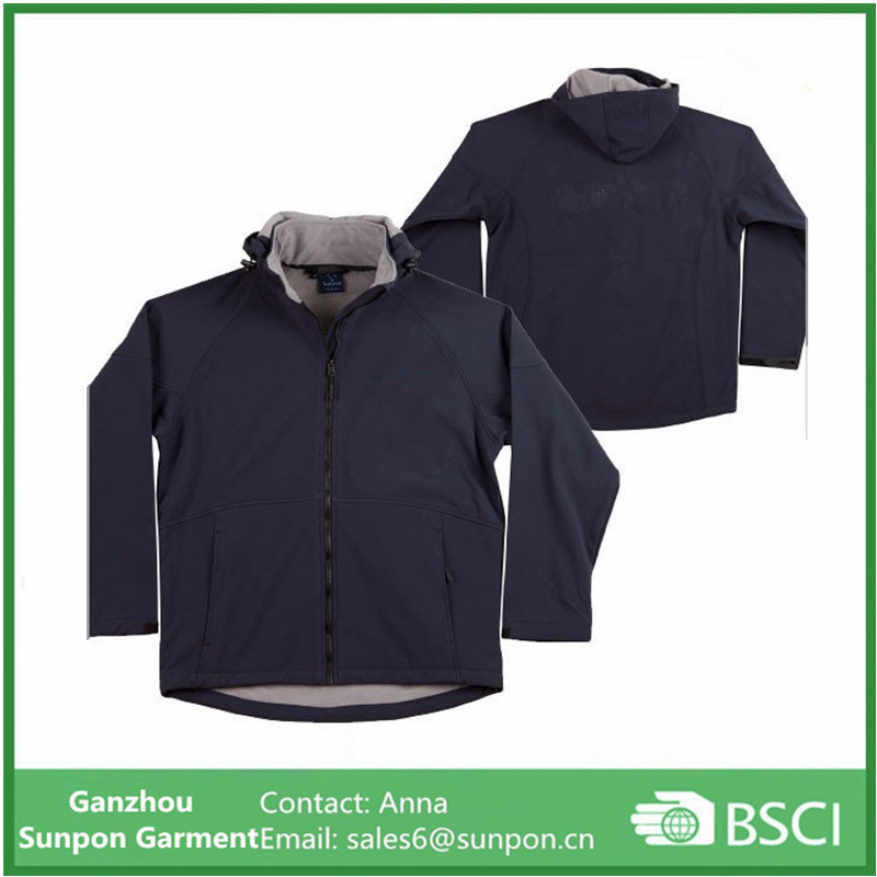 Classic Softshell Jacket Men in Black
