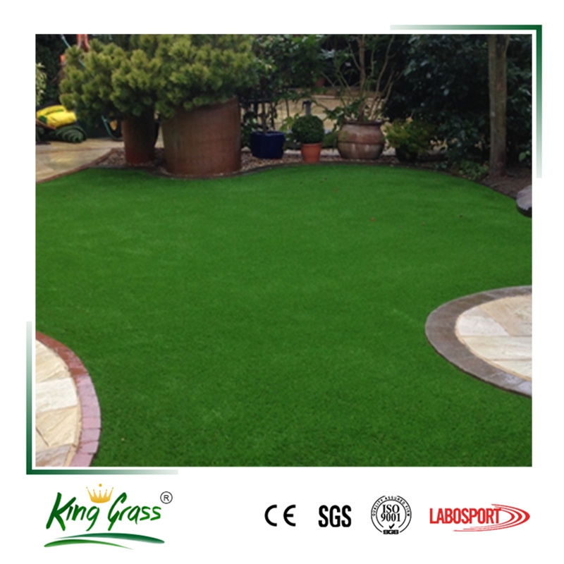 Custom Design Artificial Grass Carpet for Balcony