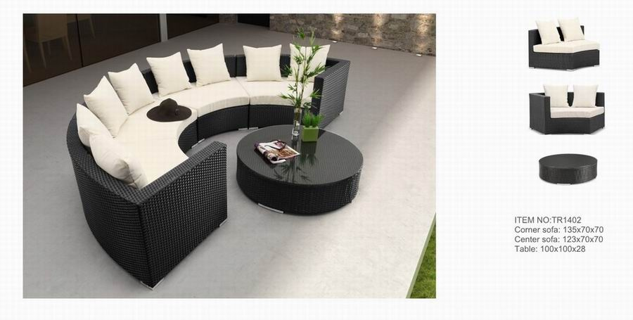 Rattan Garden Sofa Set with Coffee Table