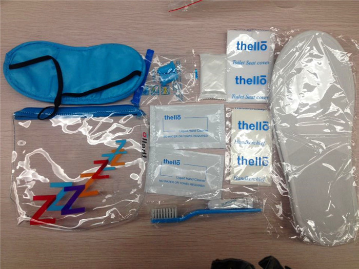 Traveling Transparent PVC Bag with Zipper (ES3052226AMA)