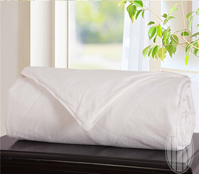 King Size Washable Silk Quilt for Home