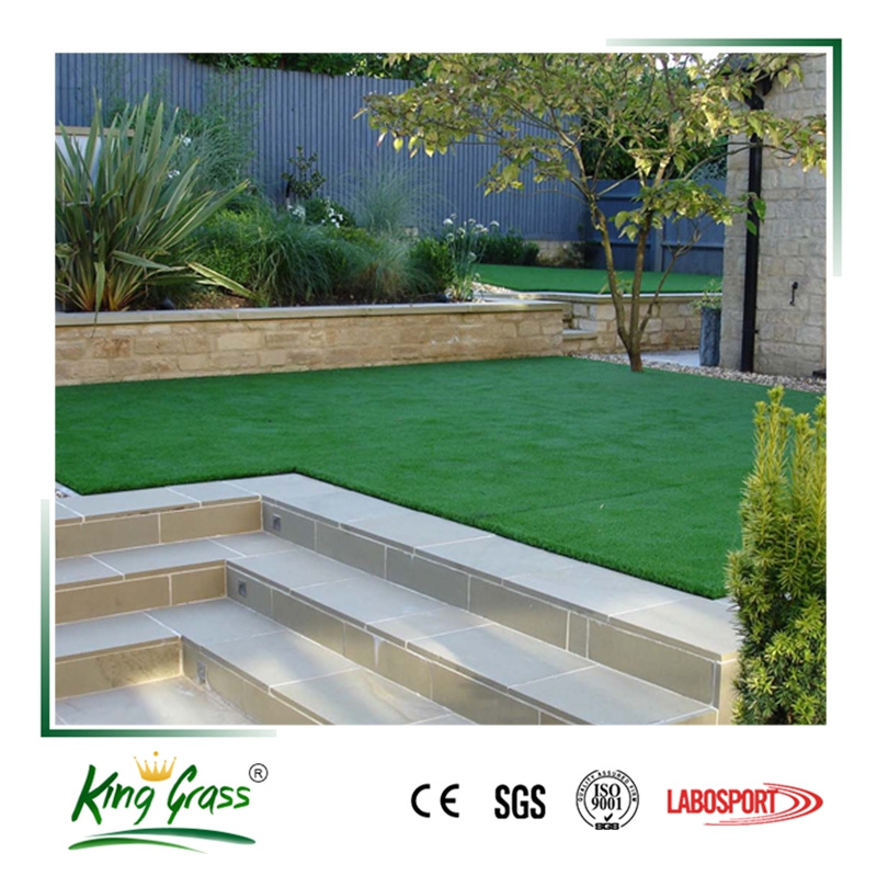 Green Color Indoor and Outdoor Artificial Grass Carpet for Balcony
