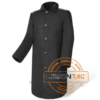 Long Parka for Winter Adopts a Very Cozy and Warm-Keeping Composited Material with Fur Lining for Inner Part