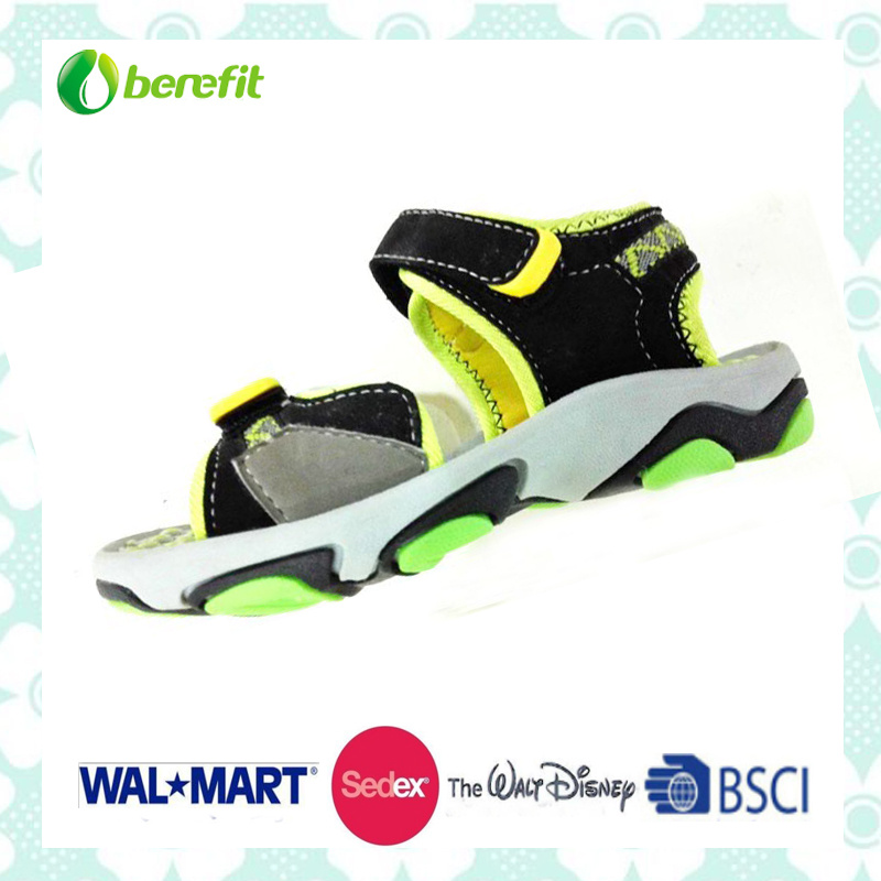 Sandals with Canvas Upper and TPR Sole, Light Wear Feeling