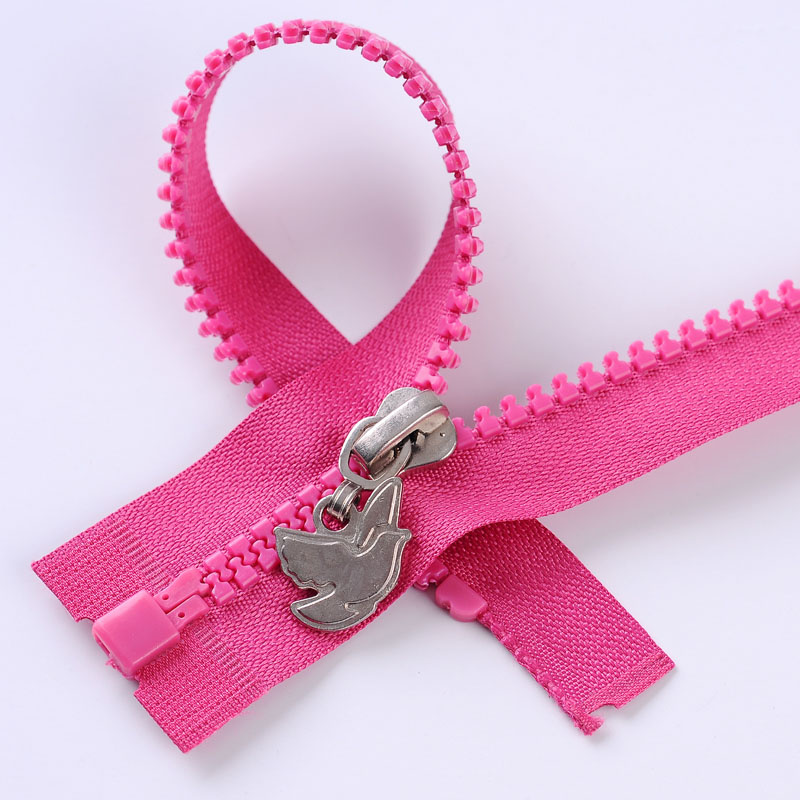 Plastic Zipper with Fancy Puller