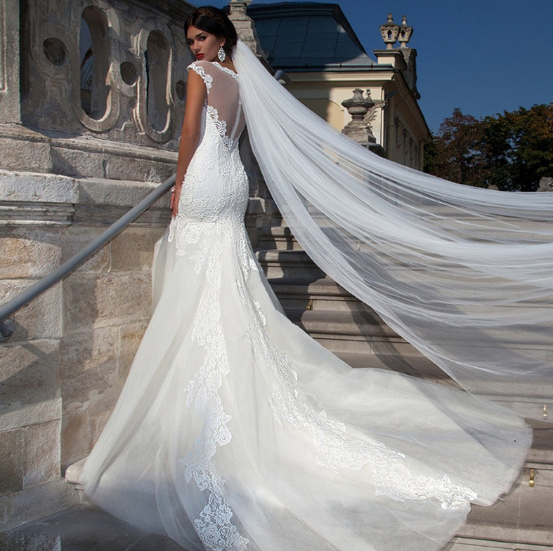 Elegant Tulle Chapel Length Long Bridal Veil with Cut Edge