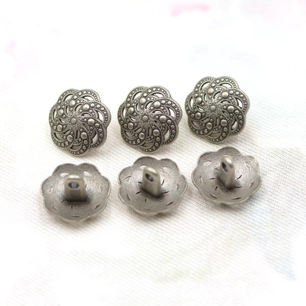 Decorating Metal Shank Button