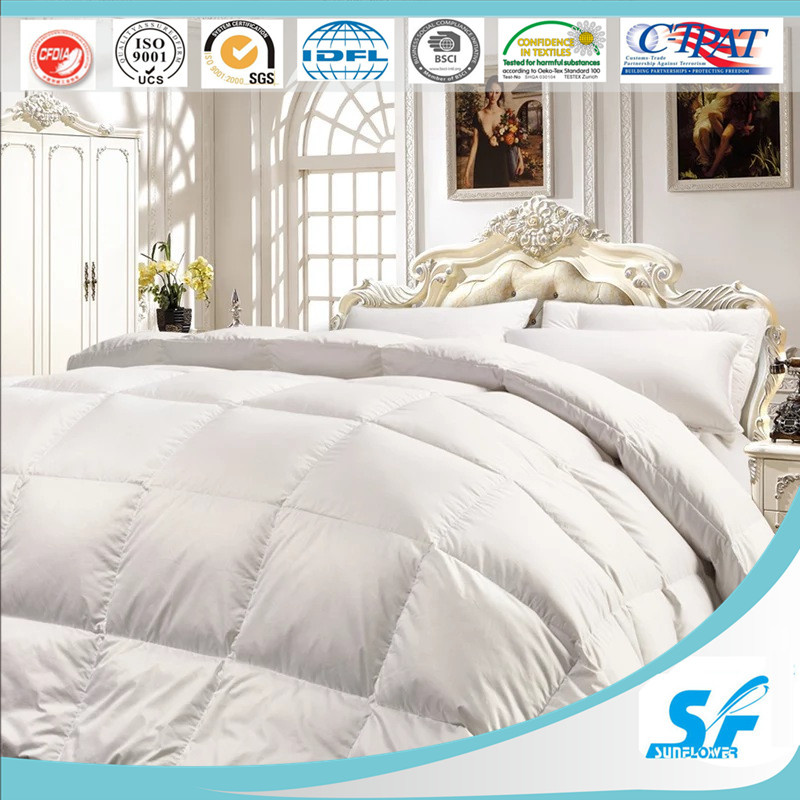 Luxury Polyester Fiber Filled Custom Comforter