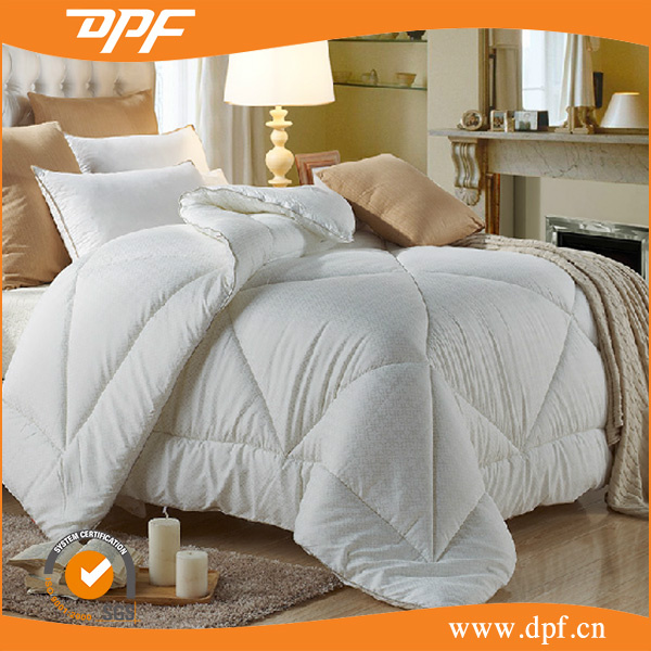 Silicon Comforter with High Quality Fiber Filling (DPF201543)
