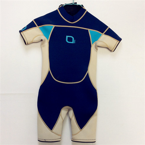 Short Neoprene Surfing Wetsuit with Nylon Fabric (HX15S57)