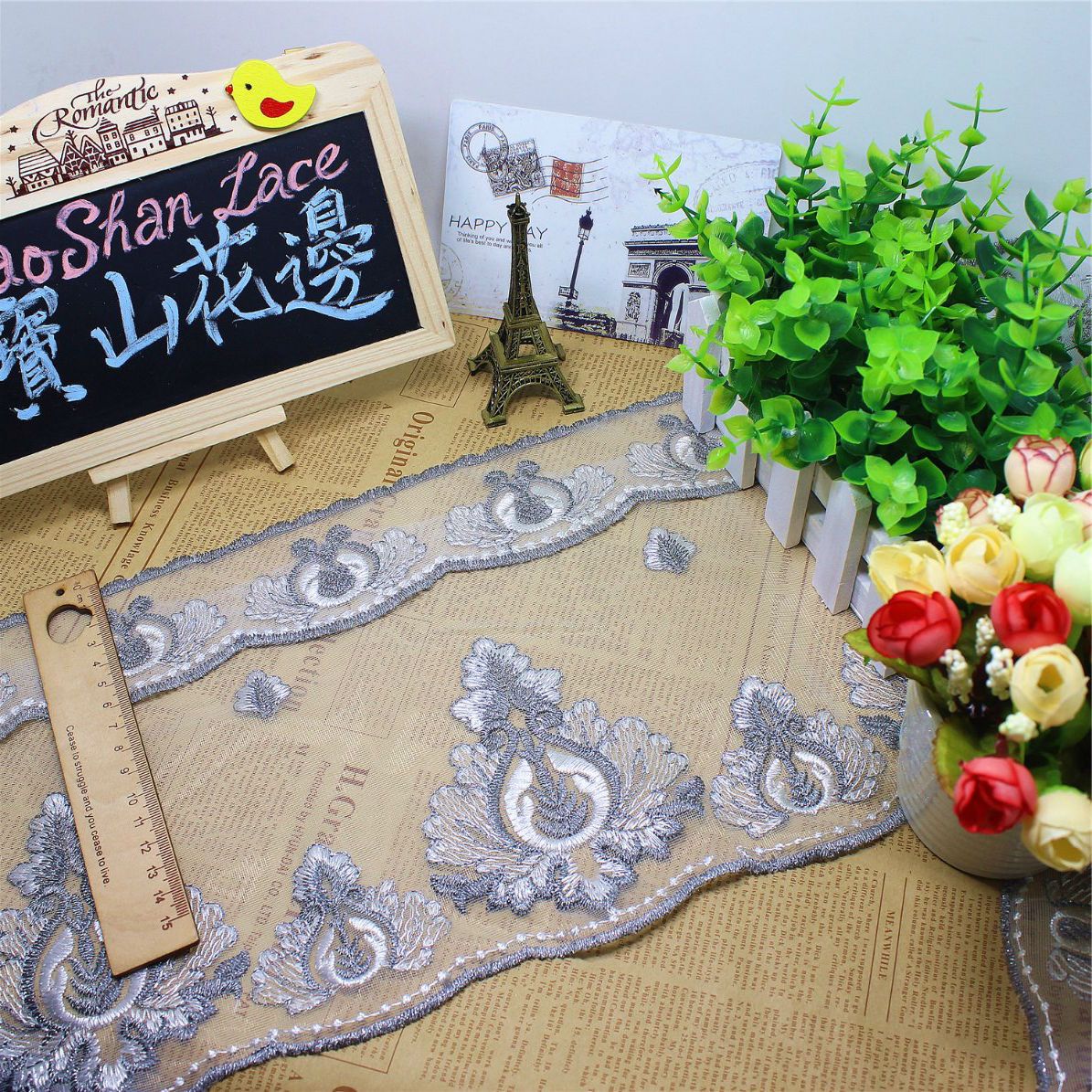 Embroidery Factories Stock Wholesale 20cm Width Embroidery Bi-Color Thread Nylon Net Lace Polyester Trimming Fancy Mesh Lace for Garment & Home Textile (BS1079)