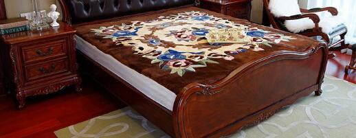 Luxury Genuine Sheepskin Mattress Cover in Flower Pattern