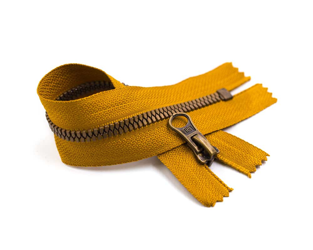 Vislon Zipper with Triangle Teeth and Metal Puller/Top Quality
