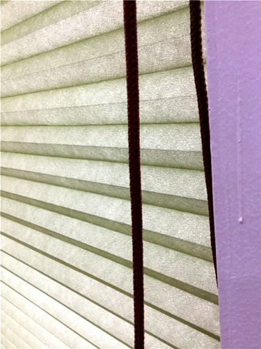 Honeycomb Cordless Blind and Curtain