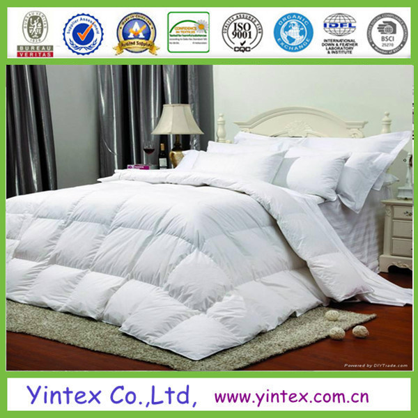 Wholesale Solid Color Hotel Polyester Comforter