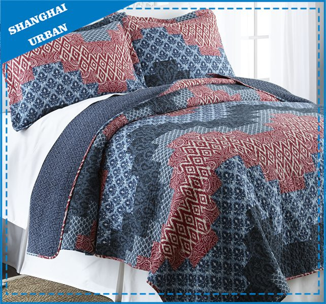 Tribe Totem Printed Polyester Quilted Bedspread Set