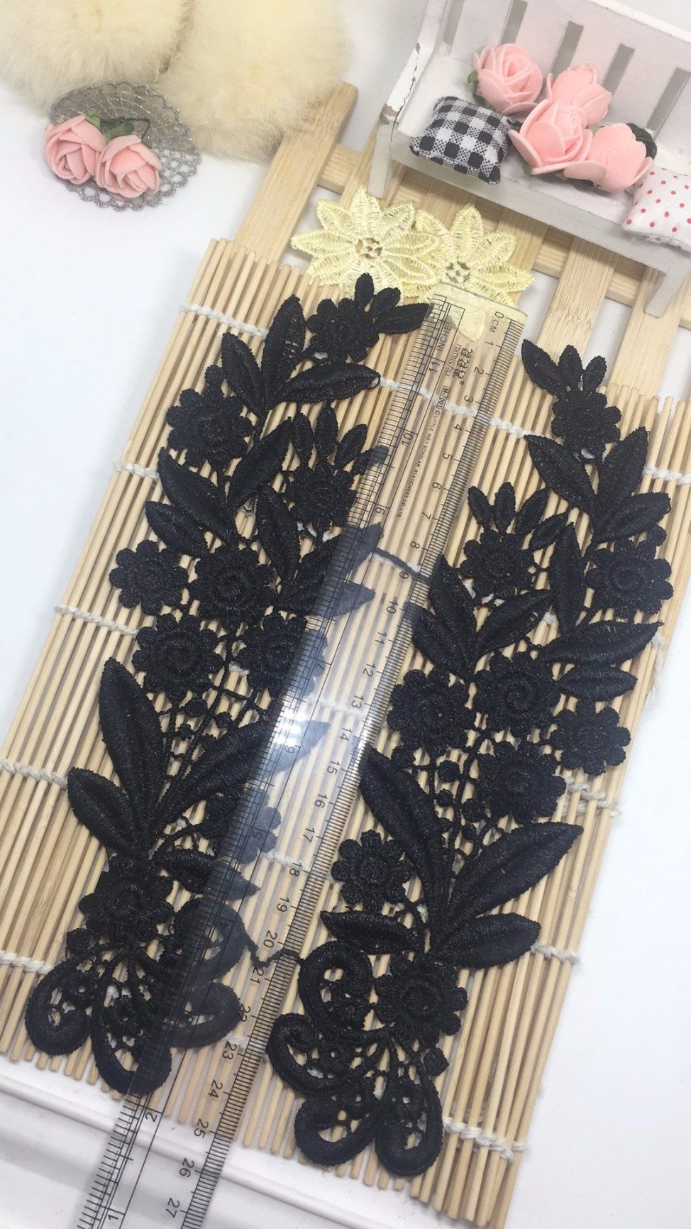 New Design 25cm Width Embroidery Polyester Pair Flower Lace for Garments Decoration & Home Textiles & Curtains Accessory