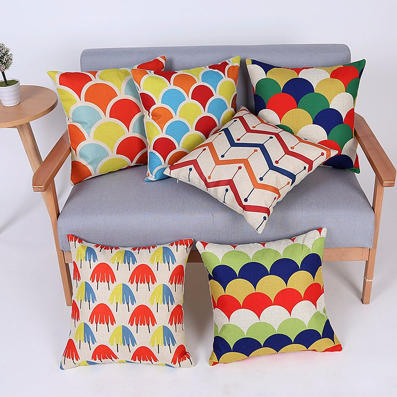 Digital Print Decorative Cushion/Pillow with Geometric Pattern (MX-79)