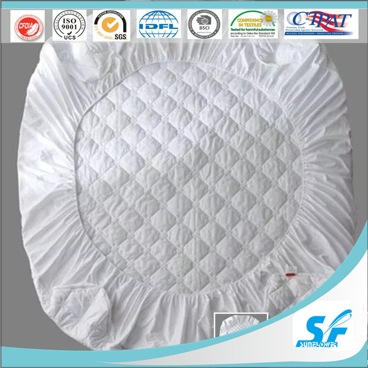 High Quality and Density Soft Mattress Topper/Mattress Cover