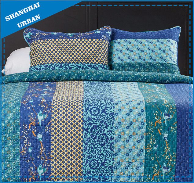 Floral Birds Design Printed Polyester Patchwork Quilt