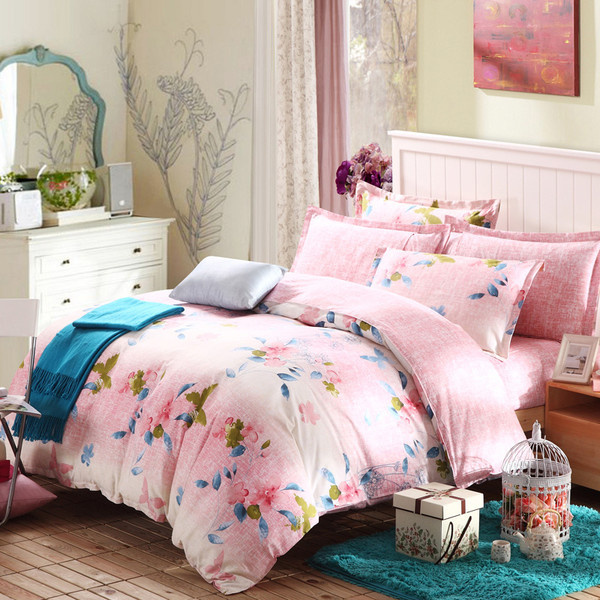 2017 Fashion Cotton/Polyester Bedding Sets for Home