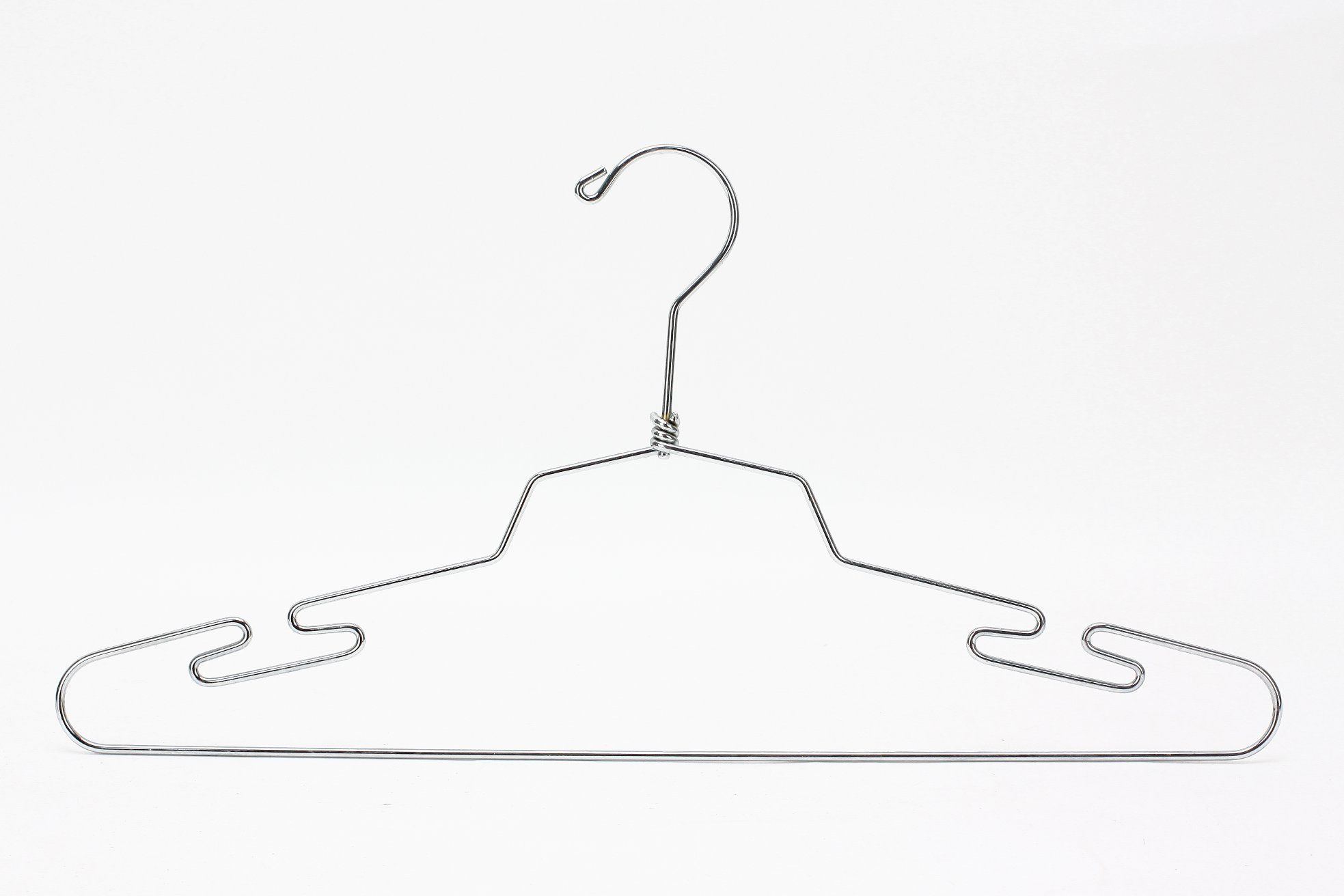 Non Slip Wire Hanger with Notch