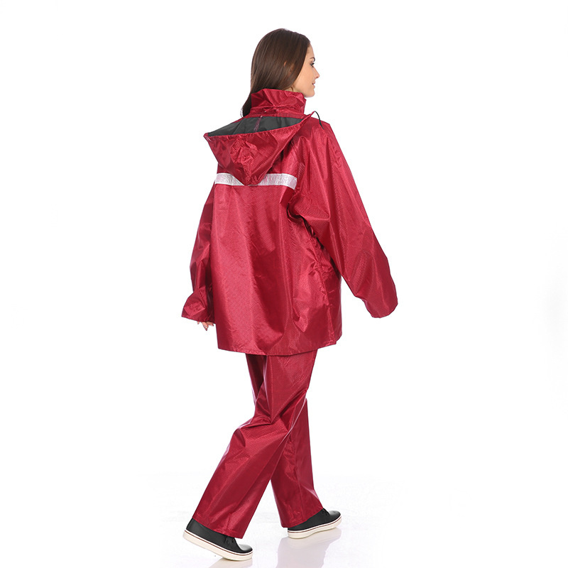 High Quality Polyester Waterproof Raincoat 2018