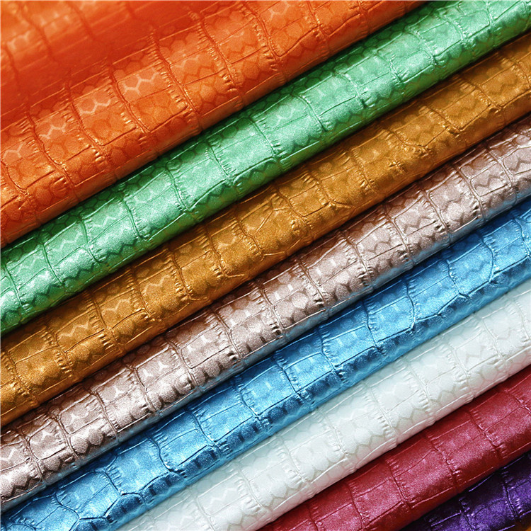 Embossing Crocodile Grain PU Shoe Leather Fabric with Pearl Effect