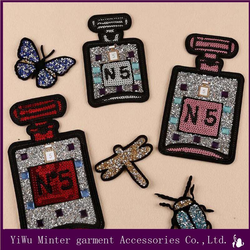 Hot Embroidered Iron on / Sew on Patches Set Badge Bag Fabric Applique Craft Perfume Bottle and Coconut Tree