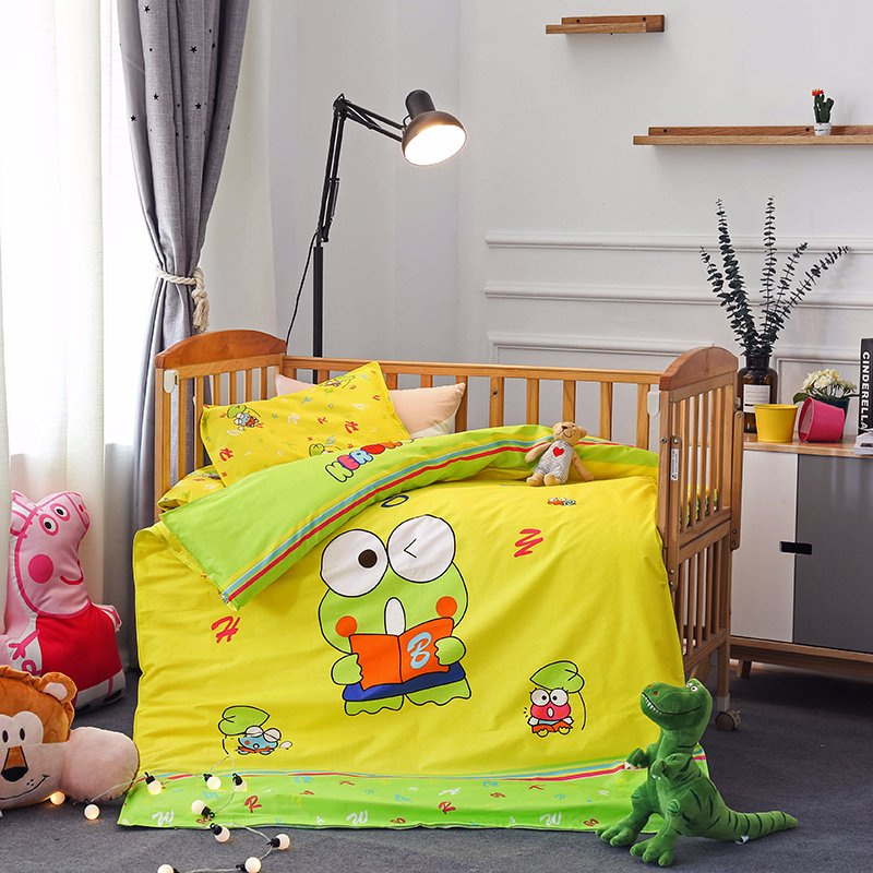 Cute Soft Cotton Fabric Baby Bedding Crib Comforters