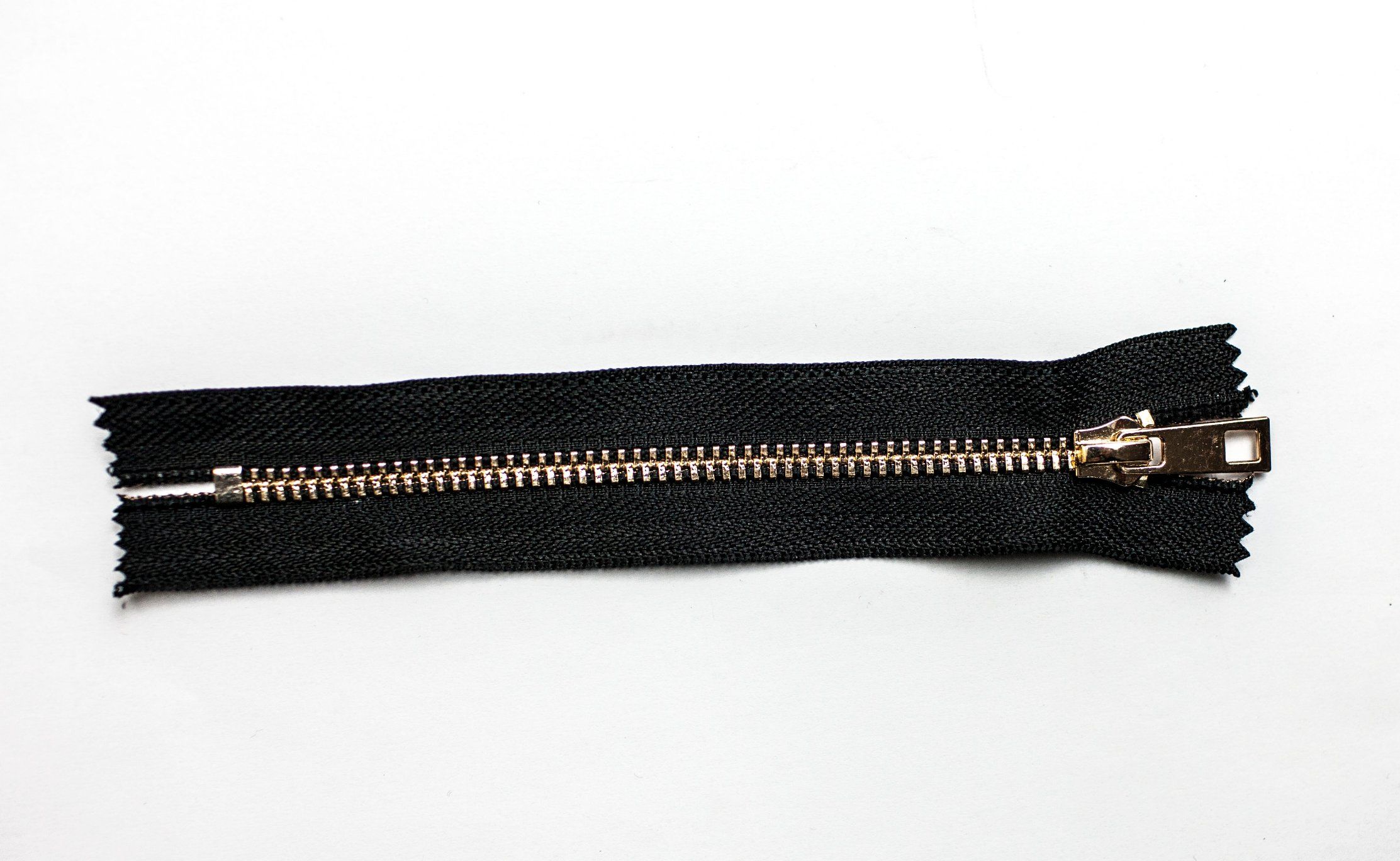 5#Aluminium Zipper, C/E, Y Golden Teeth