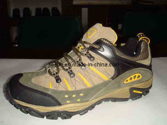 High Quality Sport Sneaker Shoes (B15303)