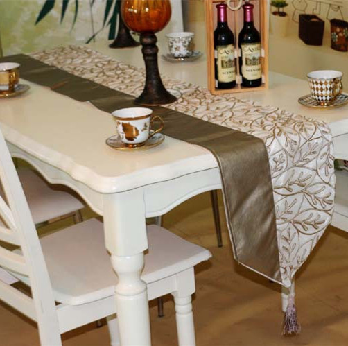 Embroidery Table Runner Embroidery Decorative Table Flag (JTR-37)