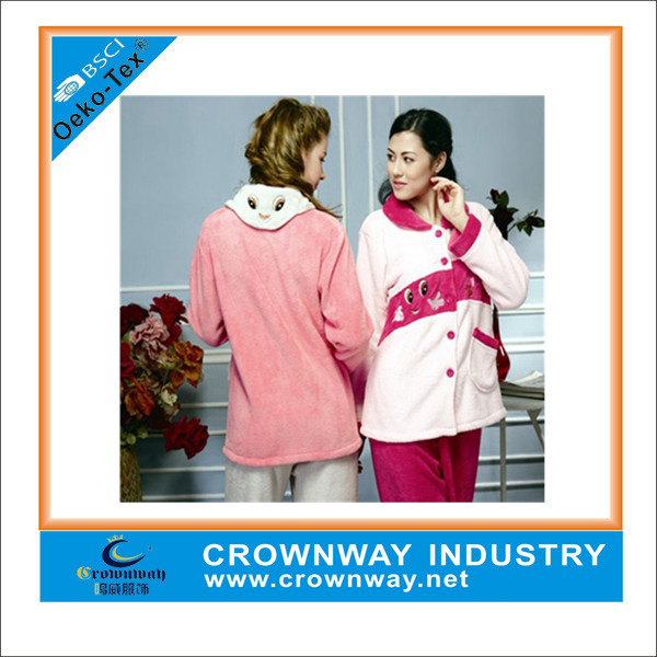 Ladies Cute Mirco Velvet Pajamas with Tops and Pants