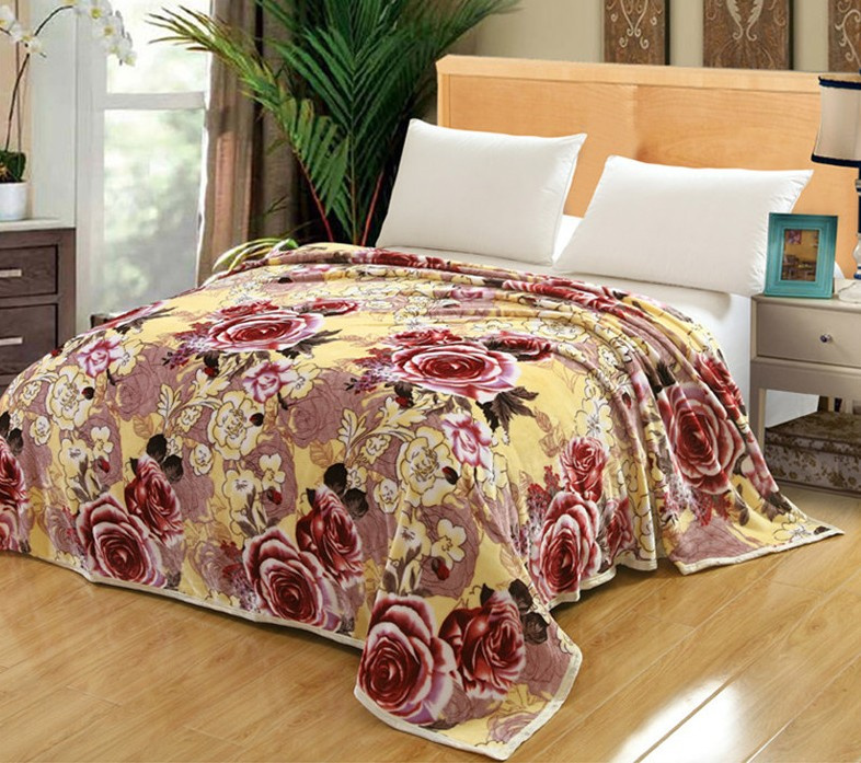 100% Polyester Flannel Blanket