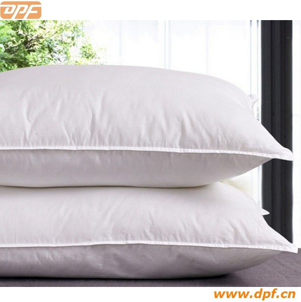 Whte Hot Sale Filling with 1000g Microfiber Pillow (DPR3011)