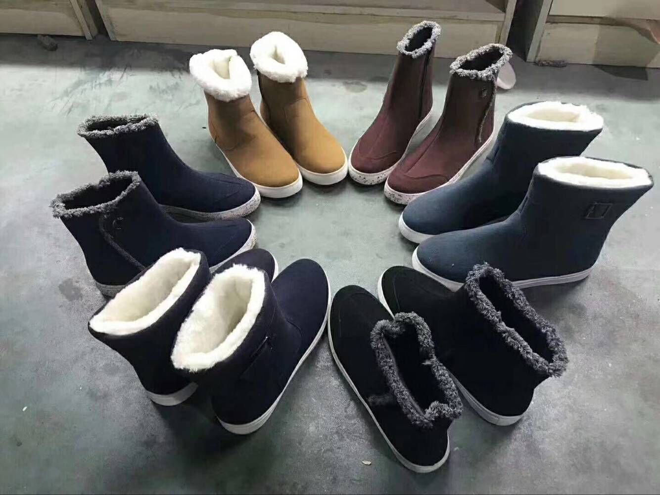 2017 New Design Men Boot in Stock