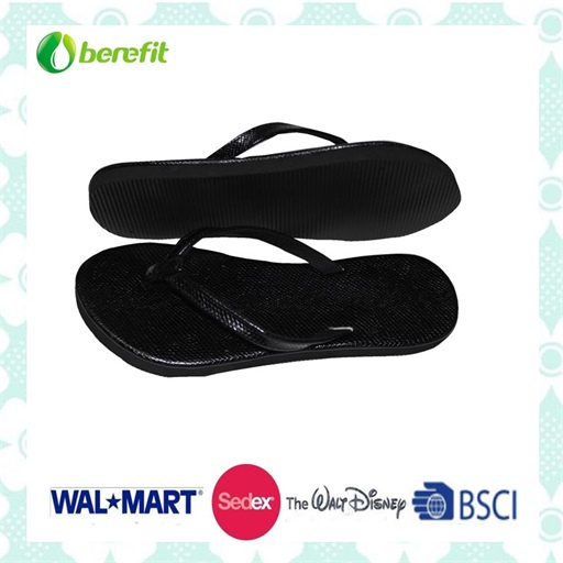 PU Straps and EVA Sole, Beautiful Design, Slippers
