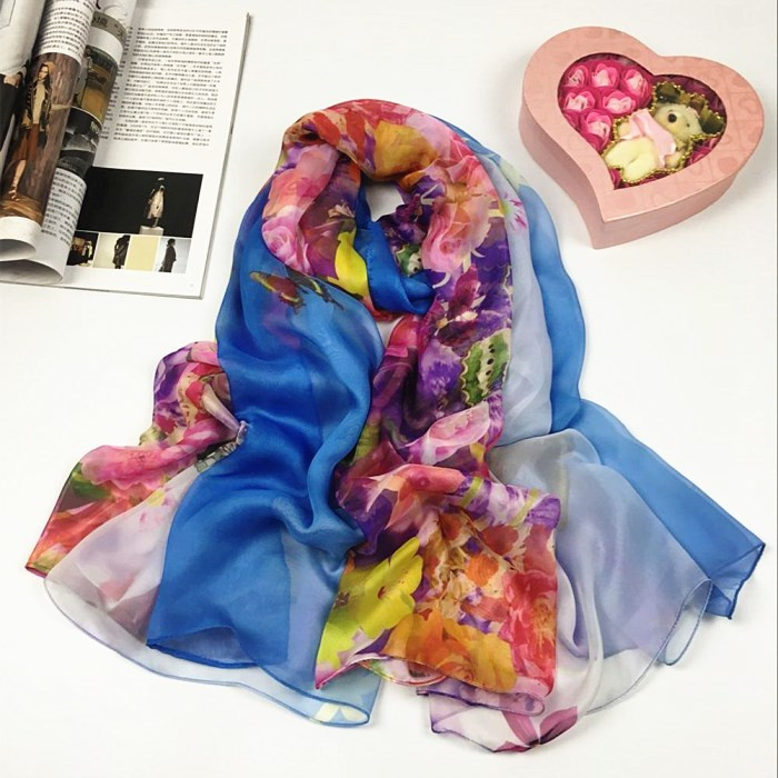 New Style 100%Polyester Chiffon Iris Print Scarf