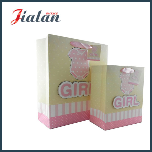 Wholesales Logo Printed Gift Packaging Custom Paper Bag in 3D
