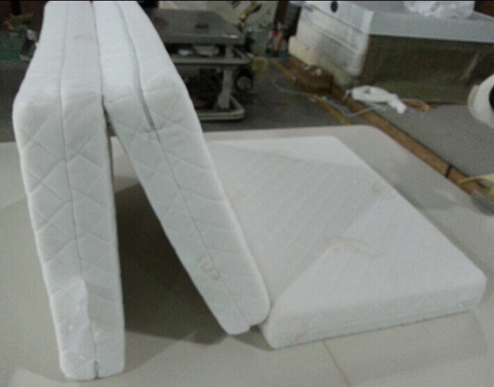 3 Folding Memory Foam Mattress for Save More Space for You