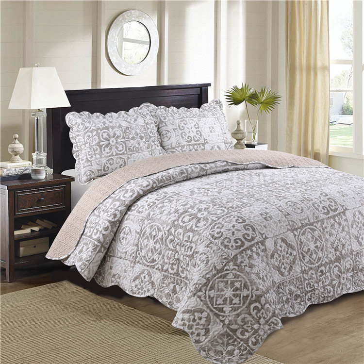 100% Polyester Ultrsaonic Quilt Made in China