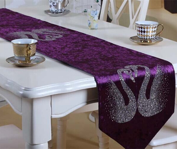 Hand-Made Diamond Ironing Table Runner Velvet Table Flag (JTR-01)