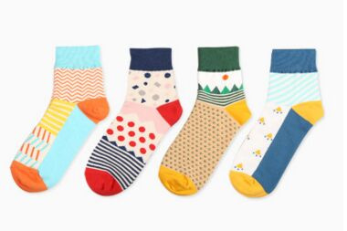 Custom Fashion Knee High Cotton Sock in Various Colors and Designs