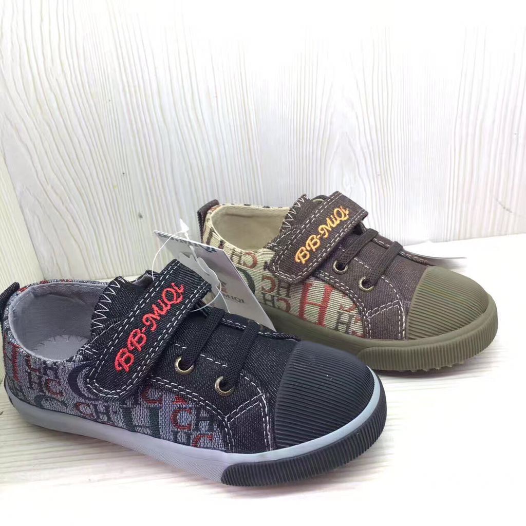 2017 Stock Children Shoes New Design