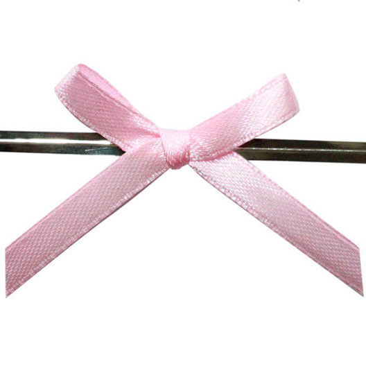 Gift Wrapping for Satin Ribbon Bow