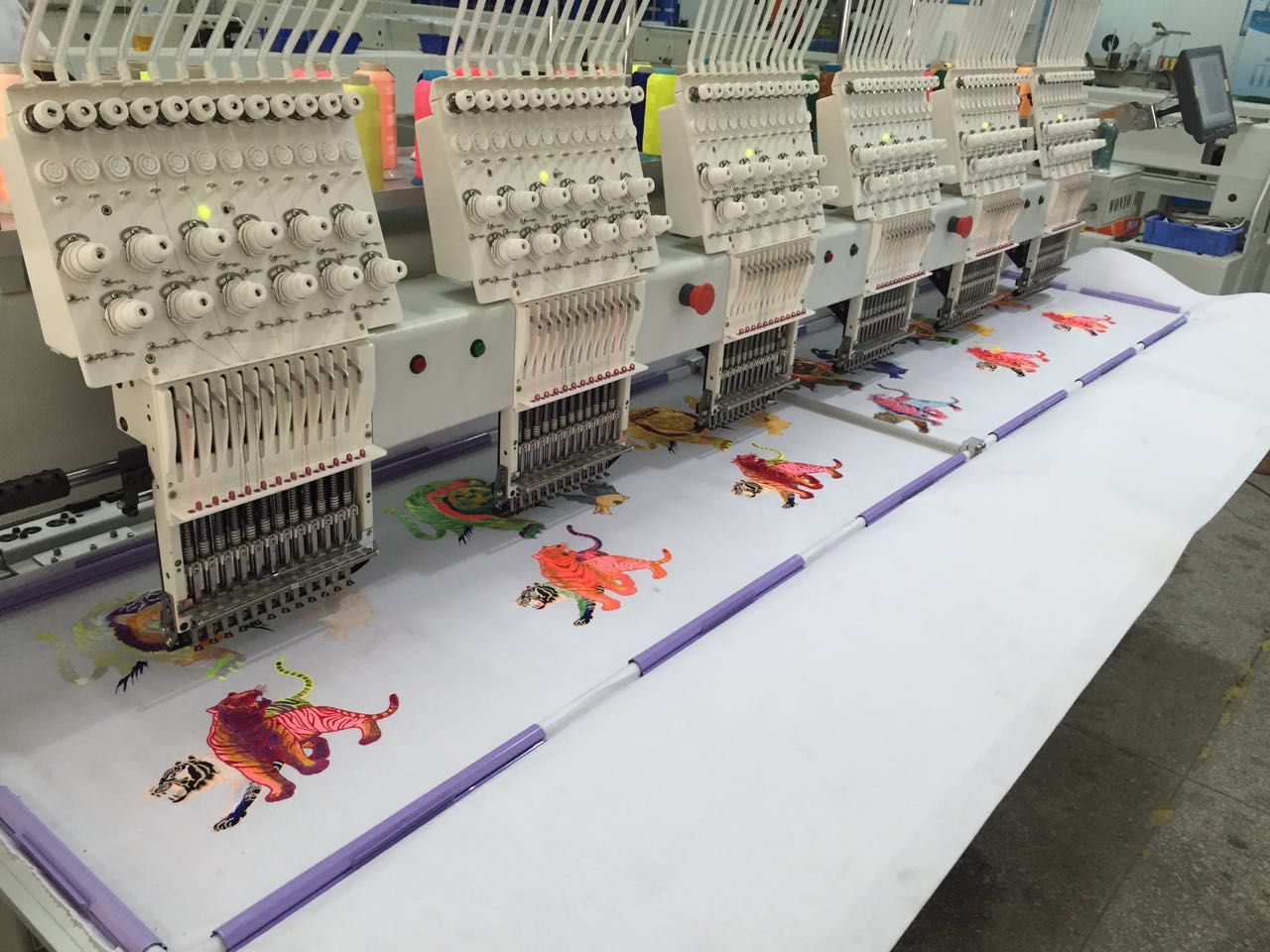 6 Head Computerized Embroidery Machine with 10 Inch Panel (WY-906C)