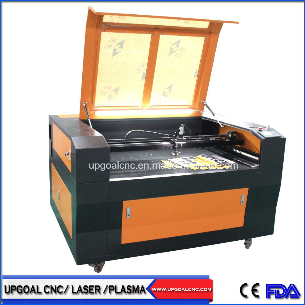 Batch Precision Fabric Embroidery Logo CO2 Laser Cutting Machine with CCD Camera