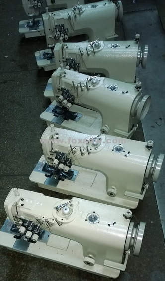 Triple Needle Lockstitch Sewing Machine